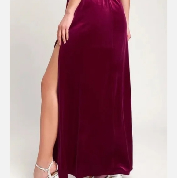 Lulu's Final Song Women's  Magenta VELVET Spaghetti Strap Maxi Dress - Picture 6 of 11